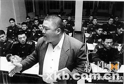百度胖老师吧上海市公 安局轨道交通分局石宇玉老师求救 百度搜索百度胖老师吧胖老师保护神救命恩人 百度360 ...