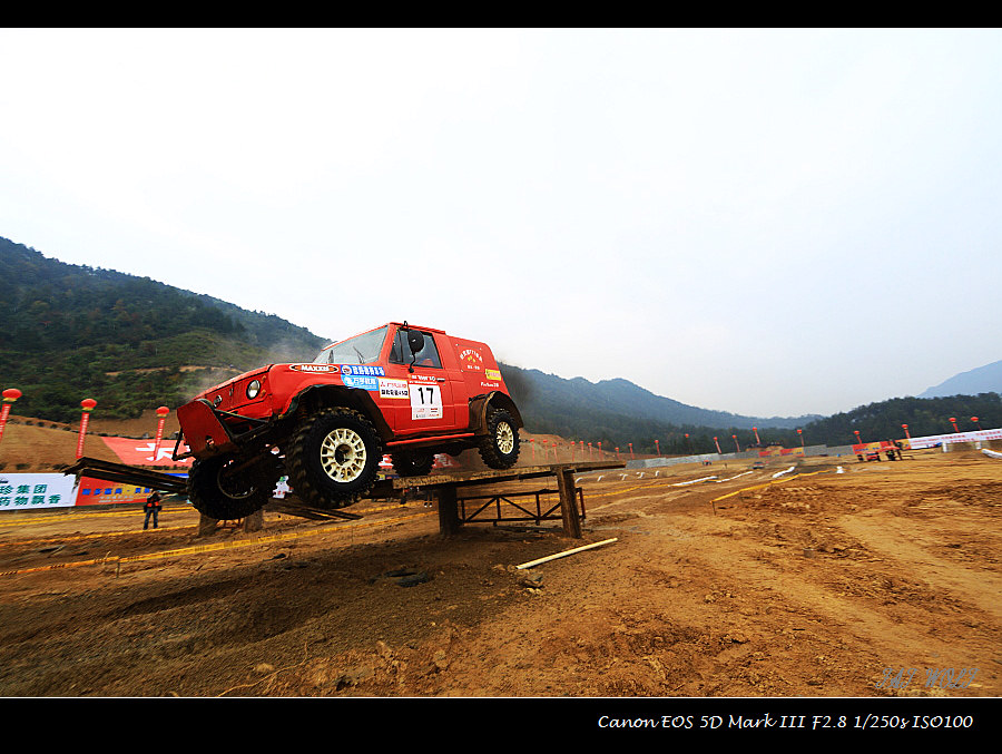 20121141312480.jpg