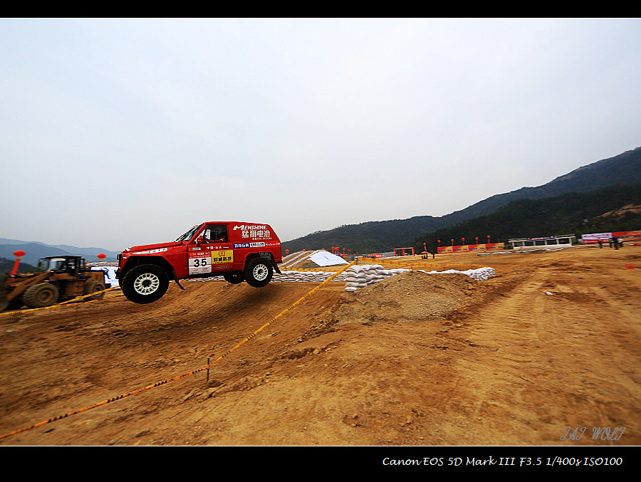 20121141324280.jpg