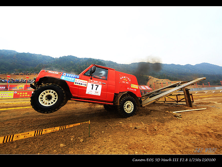 201211413910.jpg